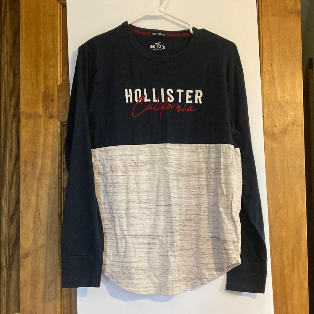 Hollister Black and White Long Sleeve Tee